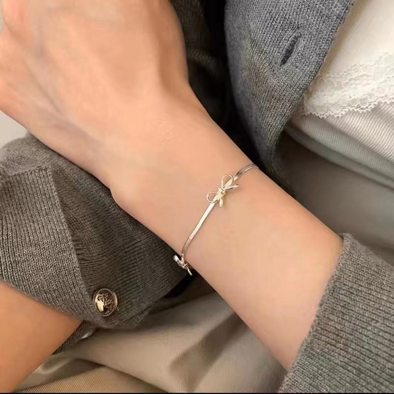 Sophisticated And Beautiful Copper Butterfly Chain Bracelet Sweet And Style Fresh