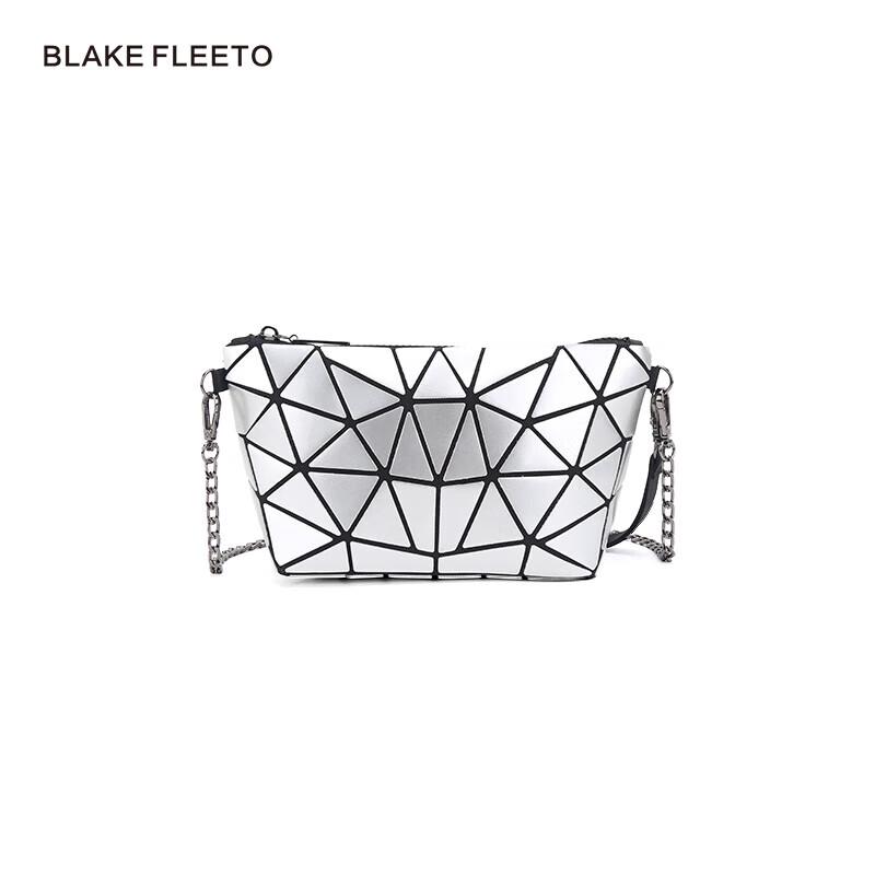 Стеганая сумка-клатч BLAKE FLEETO