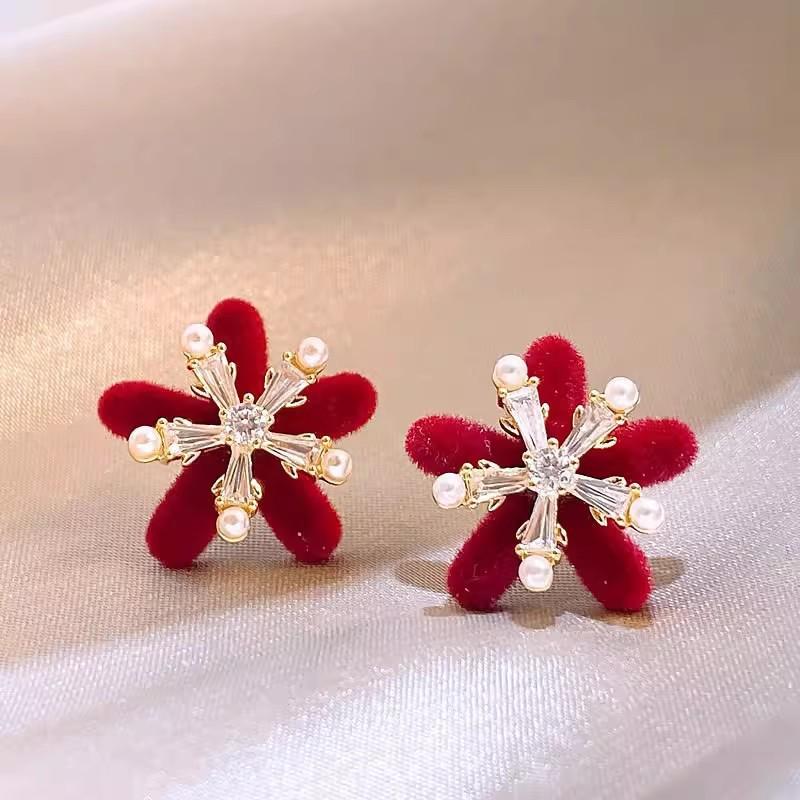 Red Zircon Pearl Flower Stud Earrings for Women – Exquisite Niche Design, Versatile Light Luxury Ear Jewelry
