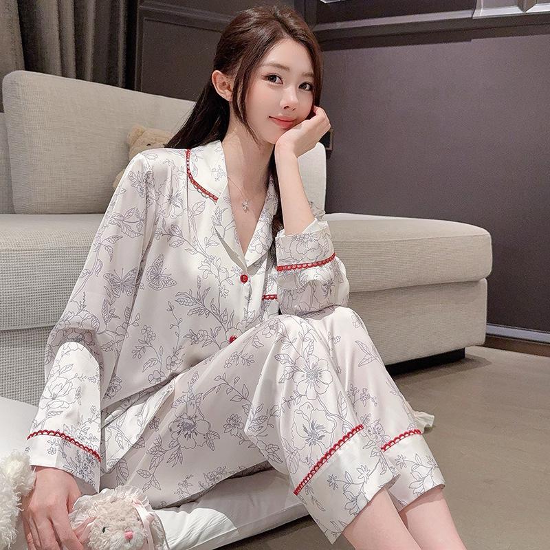 2026 Women s Spring-Autumn Ice Silk Pajamas: Light Luxury Long Sleeve Printed Homewear Set for Air-Conditioned Summer Nights Large