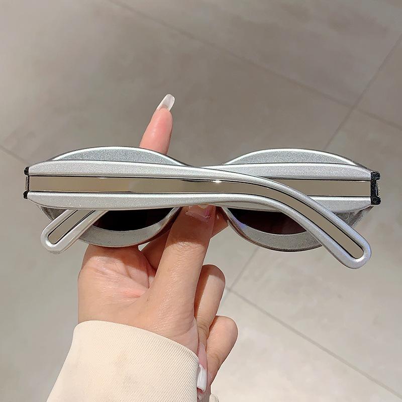 European and American Style Retro Fashion Cat-eye Sunglasses for Outdoor Sports with Strong Light Protection