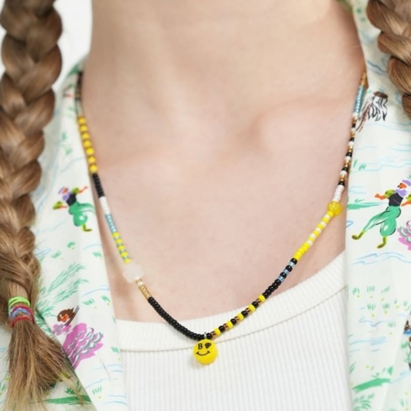 BONBEAU Kitsch motives charm beads knot Necklace Kitsch smile teddy bear charm beads thread necklace knot necklace