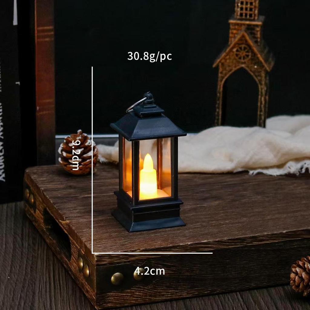 Mini Retro Hurricane Lantern: Christmas Candle Night Light & Toy Gift Decor