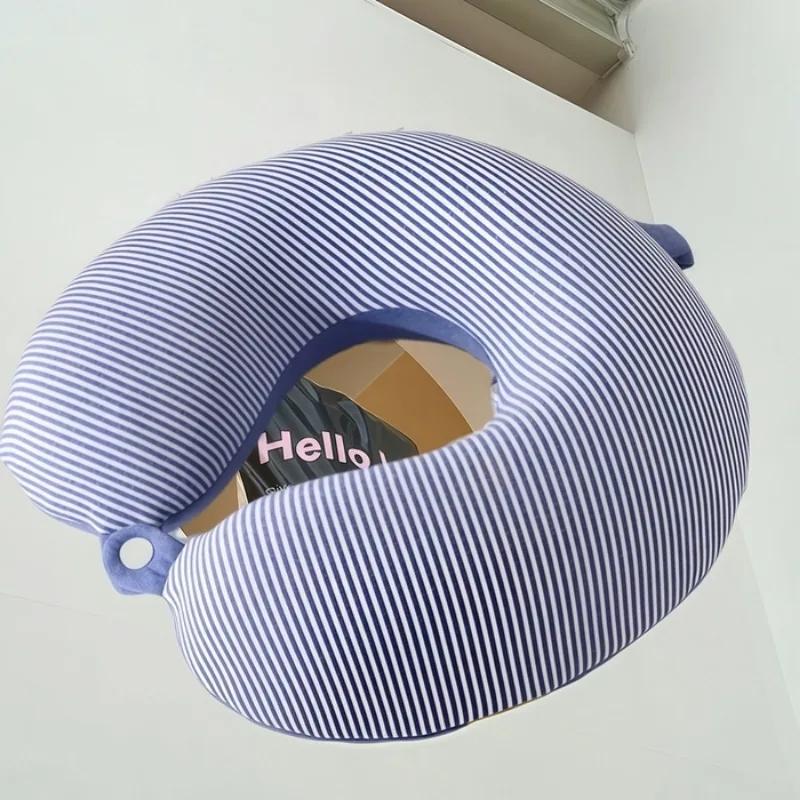 

Knitted striped U-shaped neck pillow multi-function travel aircraft portable use pillow синій