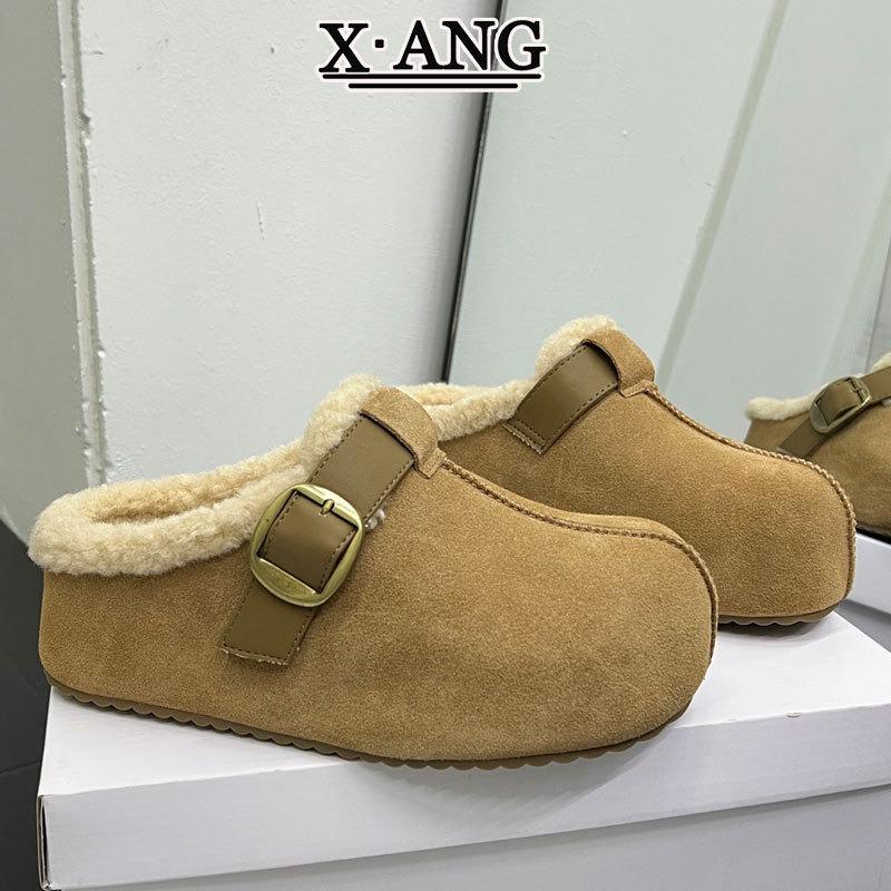 Cowhide version inner height-increasing women's shoes new autumn and winter thick-soled lamb wool shoes outer bag head slippers
