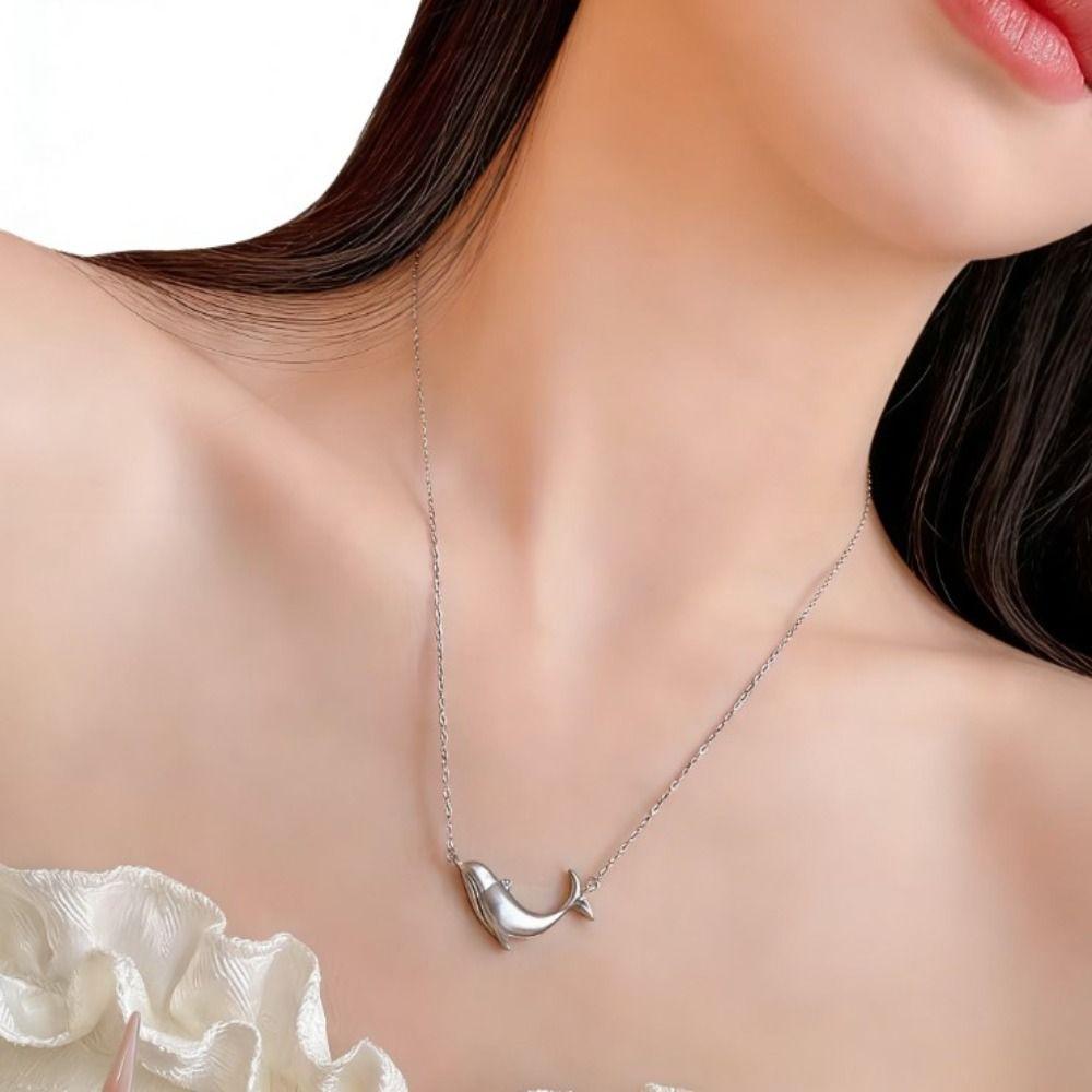 Silver Clavicle Chain Elegant Zircon Pendant Gift Whale Pendant Necklace  Jewelry