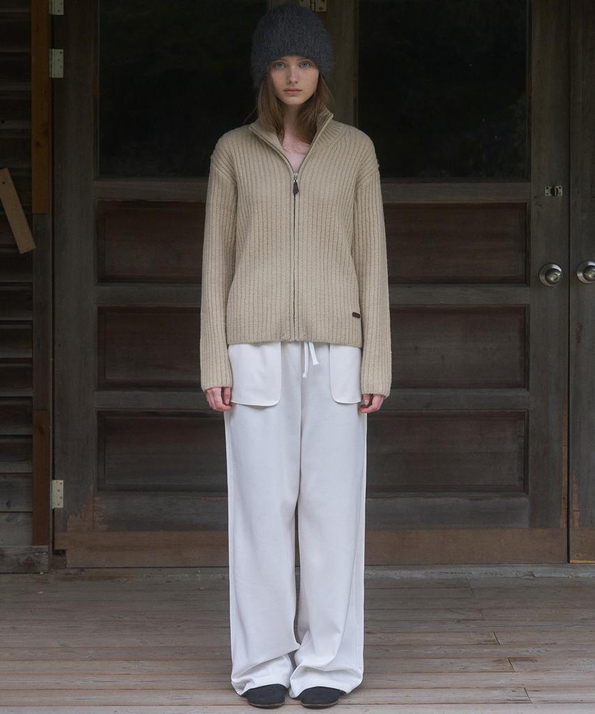 ANDNEEDS Side Pintuck Track Pants (Ivory)