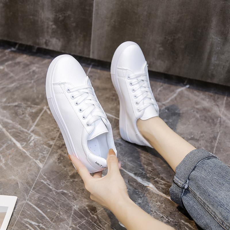 Platform white shoes women's 2025 spring and autumn new fashionable versatile white student round head board shoes street single shoes