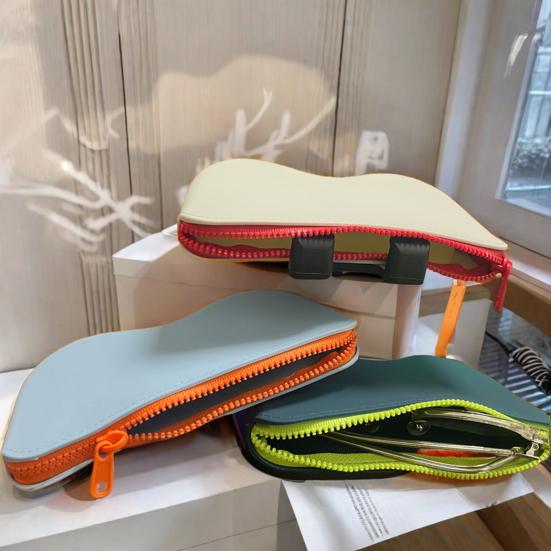 Silicone Glasses Bag Portable Protective Glasses Case Scratch-Resistant Eyeglasses Pouch Hanging Protective Cover with Lanyard
