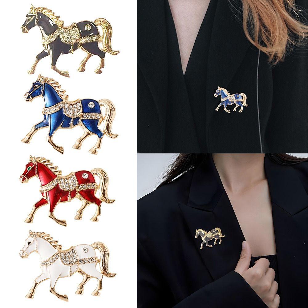Traditional Running Horse Brooch Vintage Animal Lapel Pin Gift Brooch Pins Women