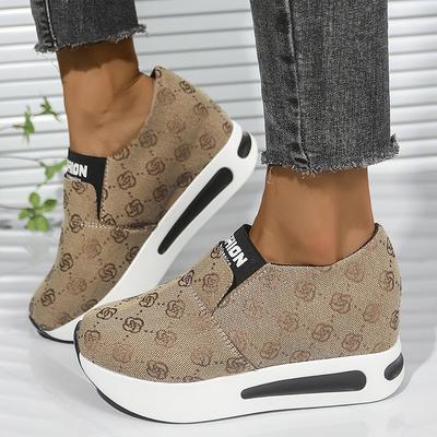 Modne Damskie Sneakersy Casual z Gruba Podeszwą i Haftem Modne Buty na Koturnie Zwiększające Wysokość Damskie Lekkie Wsuwane Sneakersy na Platformie
