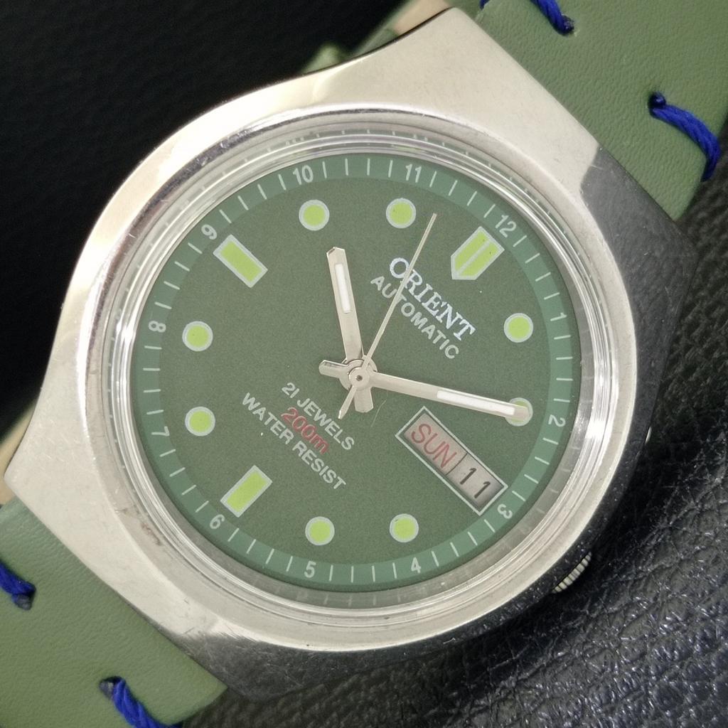 

ВИНТАЖНЫЕ МУЖСКИЕ ЧАСЫ ORIENT AUTOMATIC 48741 ЯПОНИЯ С ЗЕЛЕНЫМ ЦИФЕРБЛАТОМ a701856-5 R207-a701856