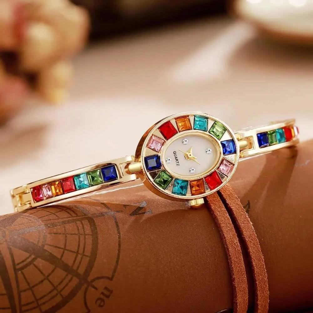 Fashion With Watch Box Ladies Quartz Watch Colorful Diamonds Elegant Rhinestone Watche Oval Dial Watch Women Gift