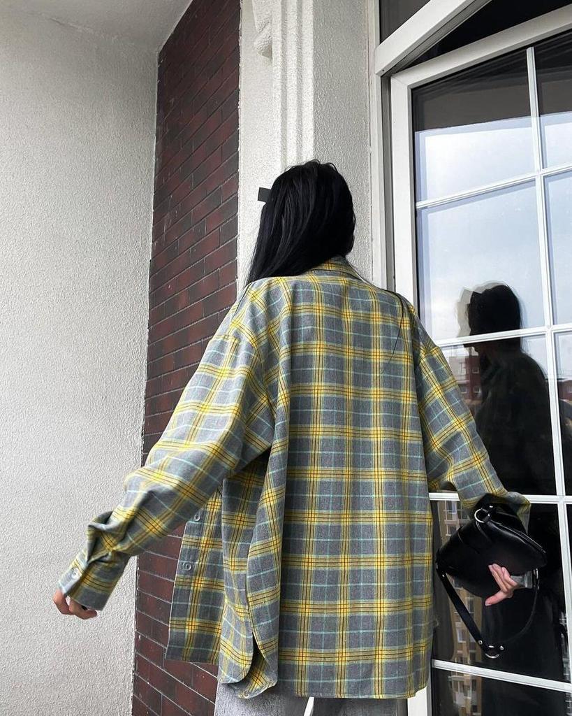 2024 Retro Plaid Lapel Loose Long-Sleeve Women's Shirt