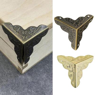 100PCS Retro Box Corner Protectors Decorative Box Corner Guard Elegant Corner Protectors for Wooden Steps Stair Dust Corners