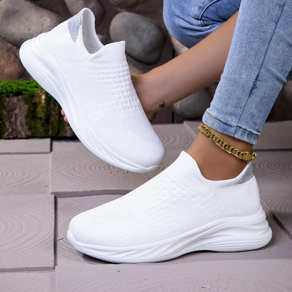 New sports shoe size sports shoes casual versatile sports couple shoes flying woven men's and women's shoes