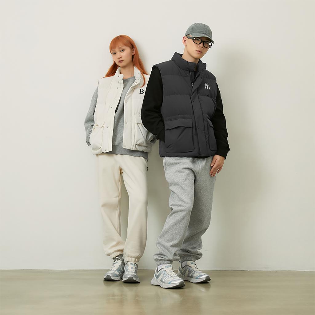 New MLB Basic Collection Basic Boston Red Sox 24FW Knitted Sports Pants Unisex Dark Cream 3APTB0646-43CRD