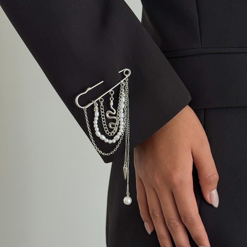 Trendy Faux Pearl Brooch Exquisite Snake Shape Pin INS Style Suit Lapel Pin  Suit Decoration
