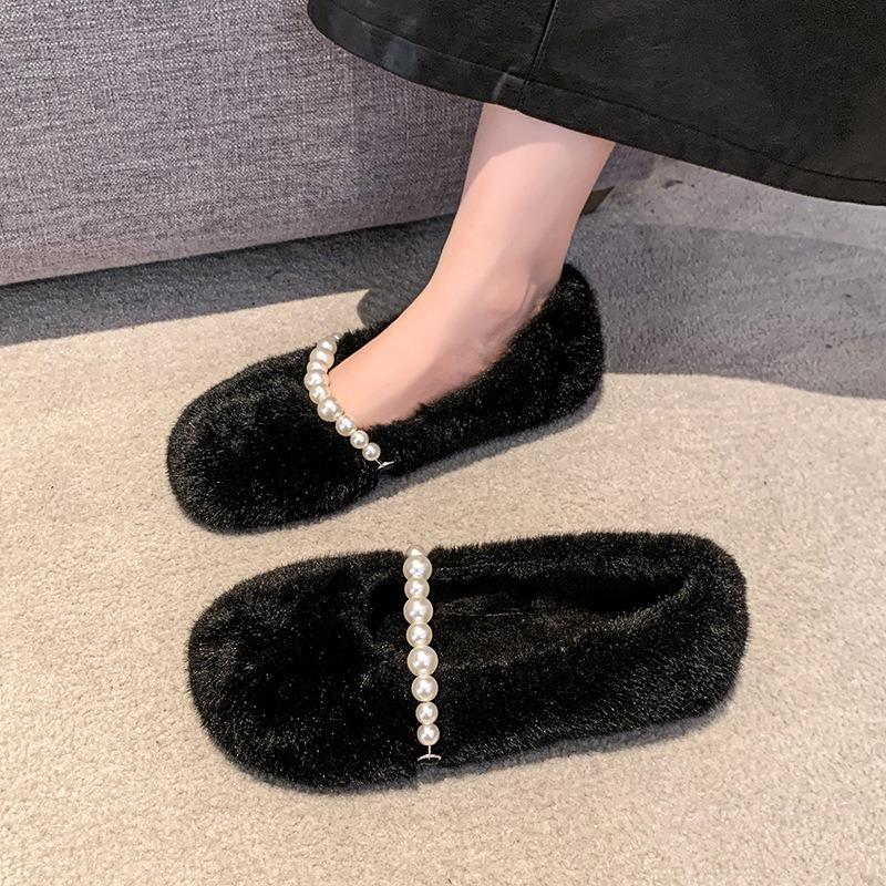 New Winter Suede Fluffy Shoes for Women To Wear with One Pedal, Beanie Shoes, Warm Pearl Flat-soled Cotton Shoes