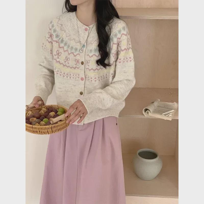 Retro Barevný Svetr Kardigan s Knoflíky pro Ženy - Nový Podzim/Zima 2025, Silná Volná Pletená Krátká Bunda v Korejském Stylu