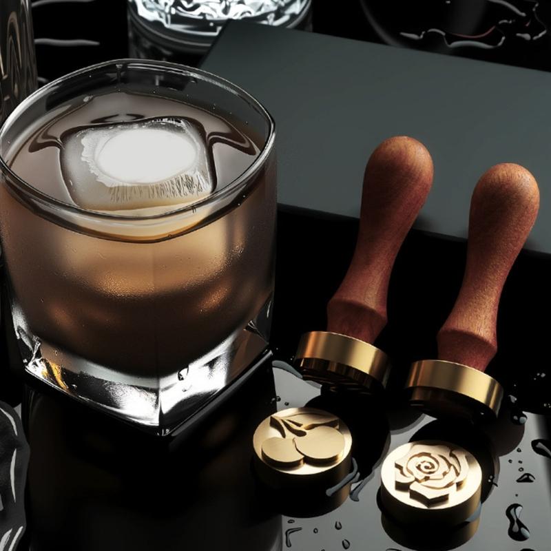 Wood Handle Ice Stamper Ice Engraving Tool With Intricate Carved Pattern For Cocktails Chocolate Desserts Embossing
