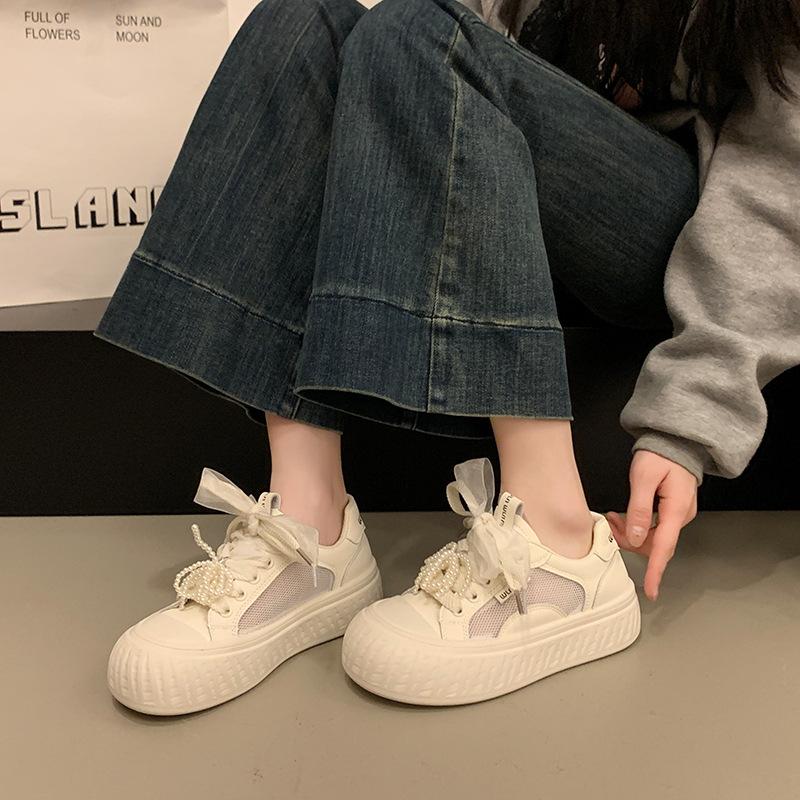 Popular Niche Fashion Sports Shoes Women's New Spring Single Shoes Versatile Flat-bottomed Pearl Lace-up Casual Sports Shoes