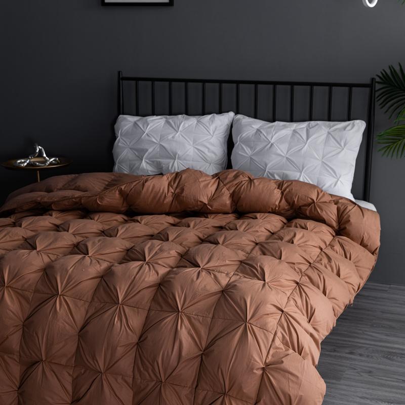 Ultra-Warm Goose Down Comforter, Pinch Pleat Duvet Insert, Lightweight Fluffy Duvet for All Season, Premium 100% Cotton Shell