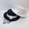 Hepburn Style Flower Flat Top Small Brim Woolen Hat Women's Autumn and Winter French Retro High-end Sense Showing Face Small Temperament Top Hat