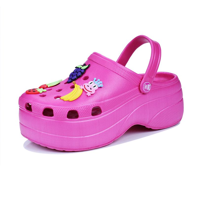 Women's Summer Garden Clog Shoes: Height-Boosting, Thick Sole, Closed-Toe Beach Sandals for Outdoor Wear