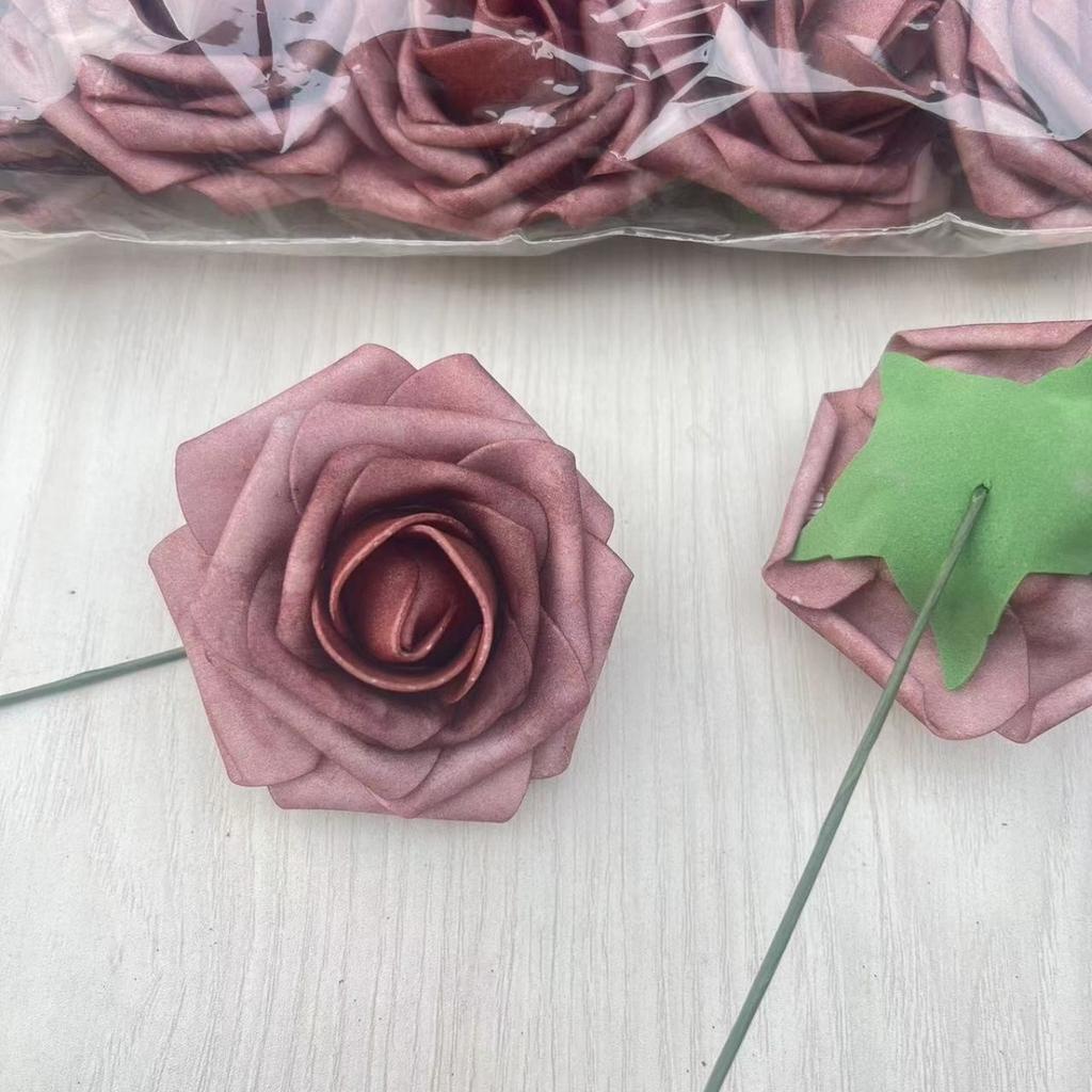 Gefärbte Pe-Schaumstoff-Blütenköpfe Hohe Imitation Farbverlauf Farbe Rose Valentinstag Bogen Handstrauß Material
