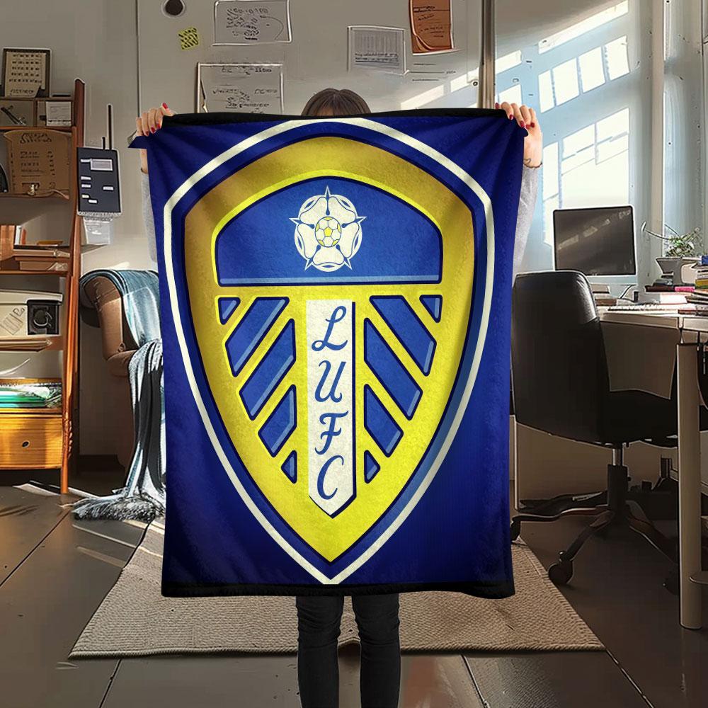 LUFC Blanket, High Quality Comfortable for All Seasons, Home Decor, Warmth and Comfort