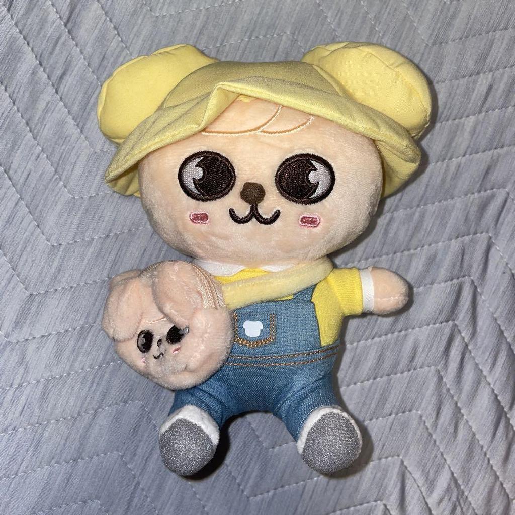 [USED] straykids SKZOO Pop-Up Kindergarten Plush Toy Puppy