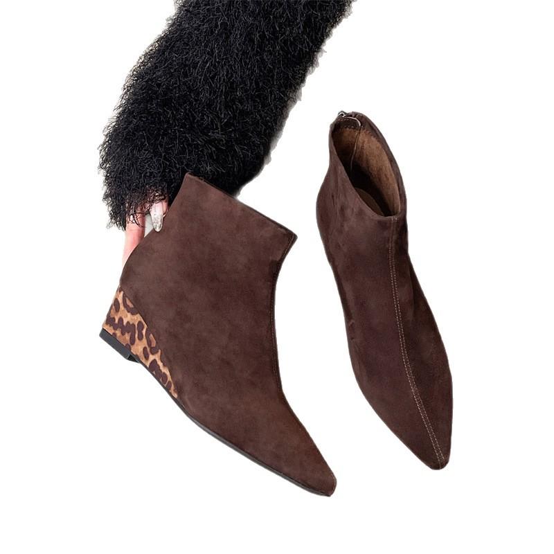 Sheepskin Version of Wedge Heel Boots with a Thick Sole Height of 5cm 2025 Autumn and Winter New Pointed Leopard Print Short Boots Splicing Fa