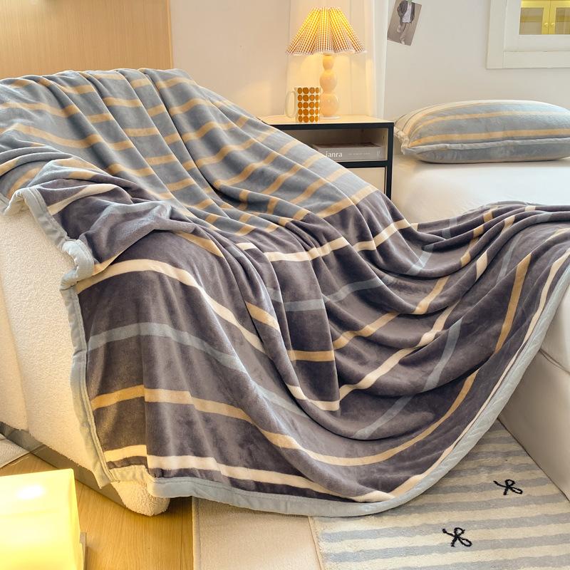 Double-Sided Milk Velvet Printed Blanket Multi-Functional Throw Blanket Non-Shedding Machine Washable Double-Sided Fleece Blanket