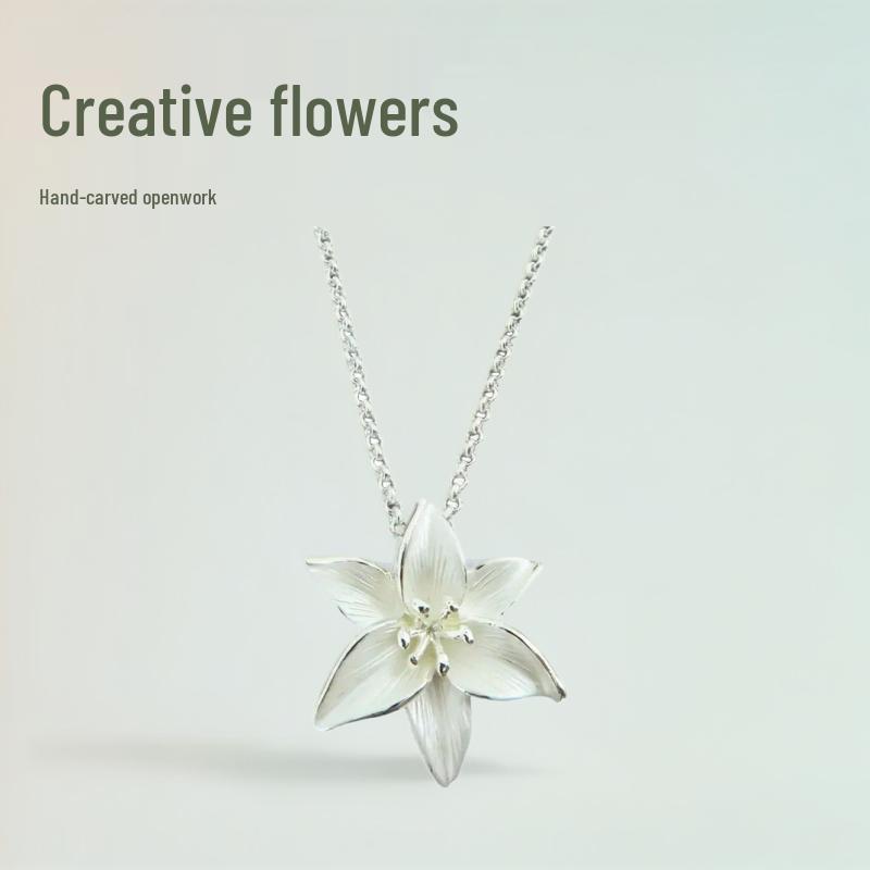 Trendy Retro Creative Flower Pendant Necklace for Women