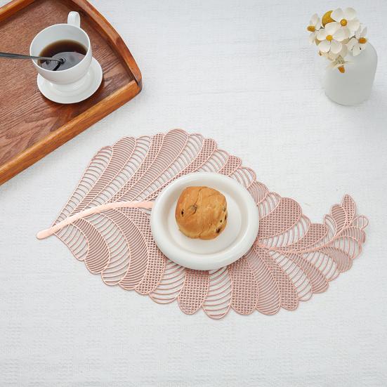 Table Placemat Irregular Hollow Leaf Shape Japanese Style Non-slip Waterproof Heat Insulation PVC Dishwasher Safe Dining Mat Kitchen Supplies