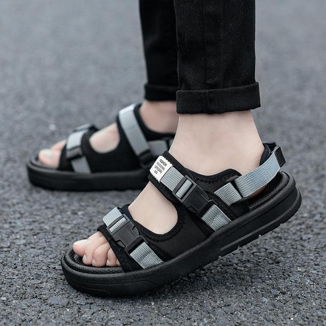 Size 36 -45 Man Sports Sandals Outdoor Footwear Summer Beach Shoes Teenagers Big Boy Waterproof Sandals Casual Water Shoes