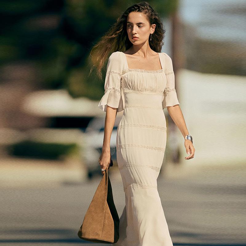 Elegant Apricot Lace Midi Dress with Square Neck and Ruffle Sleeves - Summer 2025 Small абрикосовый