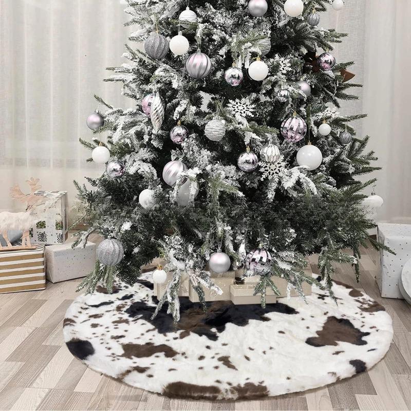 1pcs Hot Selling Cow Print Fleece Christmas Tree Skirt Polyester Tree Mat for Home Decor Holiday Carpet Pad Home Decoration