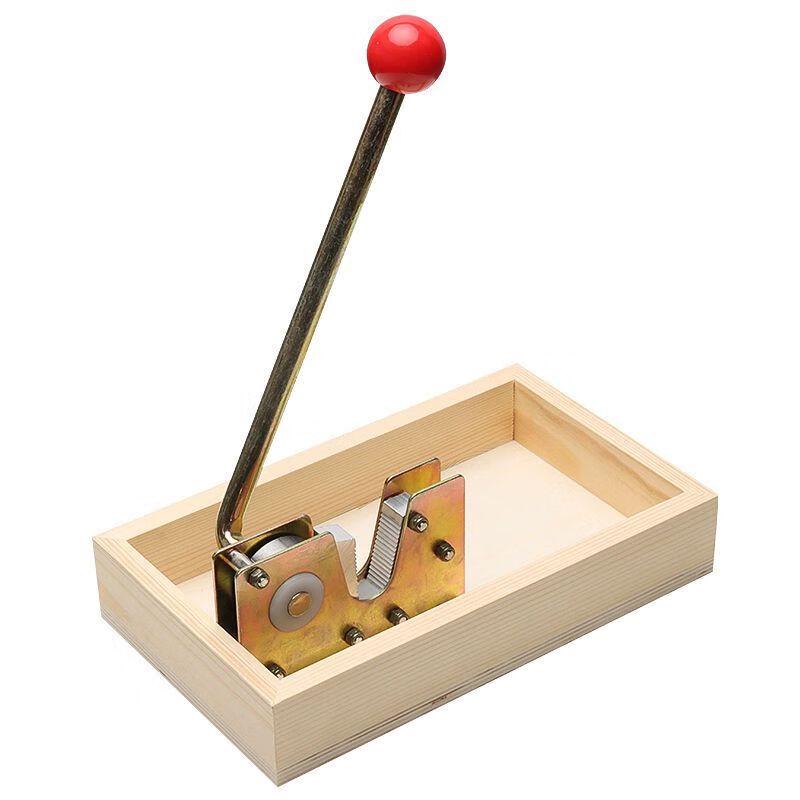 ZISIZ Macadamia Nut Cracker