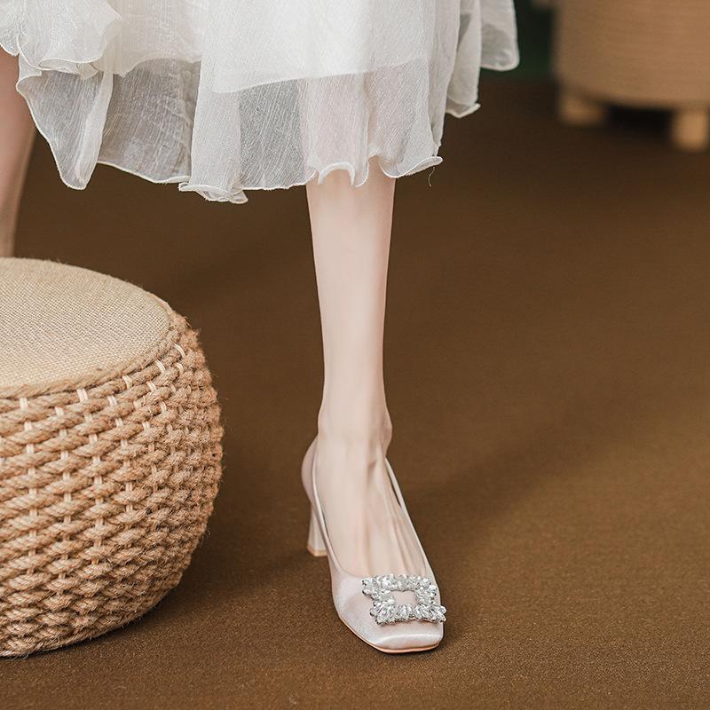 French Stunning Apricot High Heels Women's Versatile Rhinestone Square Head Light Mouth Medium Thick Heel Single Shoes Women's Shoes