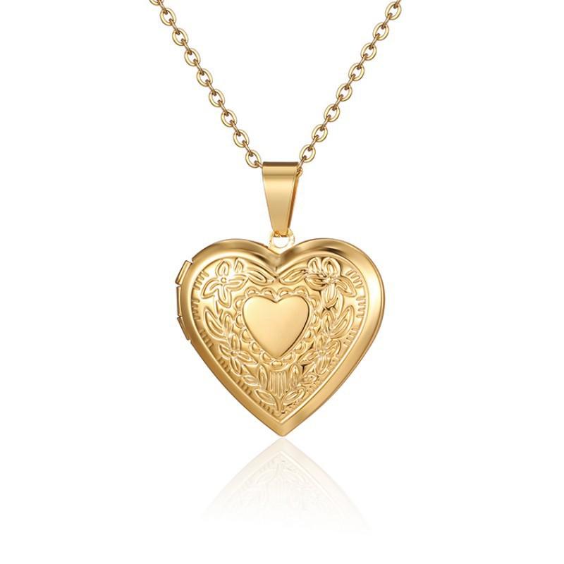 European and American Valentine's Day jewelry high-end love necklace creative gift peach heart photo frame pendant collarbone chain women