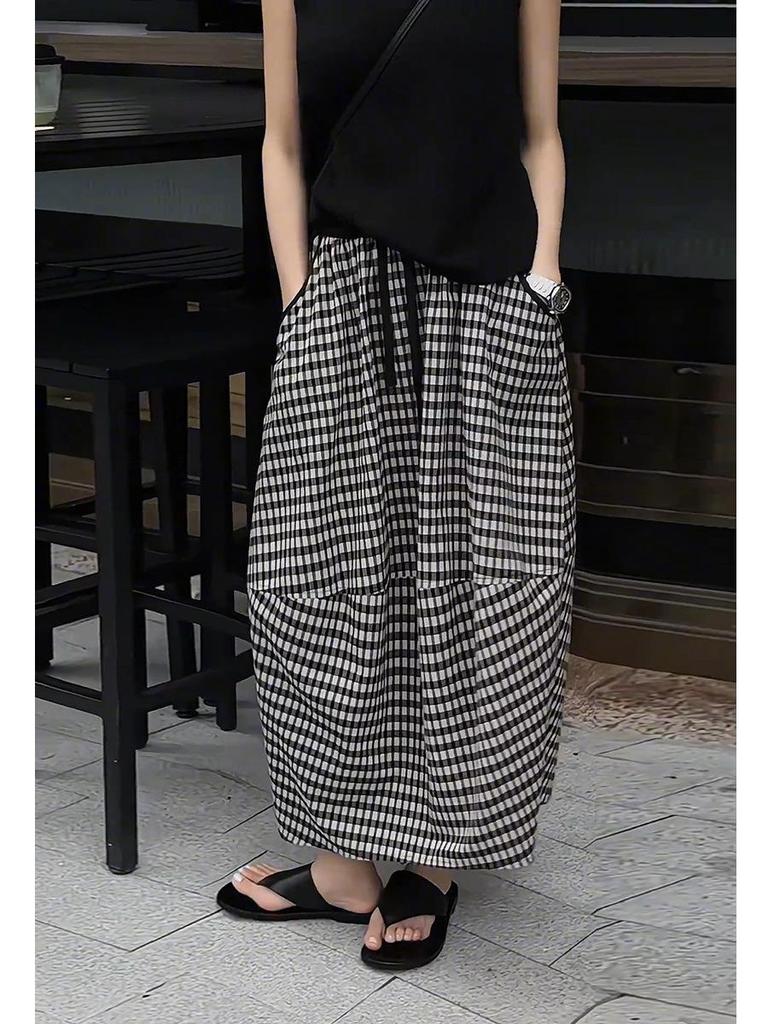 Fustă Trendy Retro cu Pled și Floare: Stil cocoon din bumbac și in pentru un aspect matur