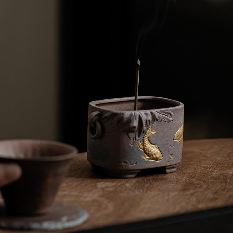 Gold Koi Fish Fragrance Insertion Holder Chinese Aromatherapy Stove Four Legged Art Thread Incense Stand Home Desktop Ornament