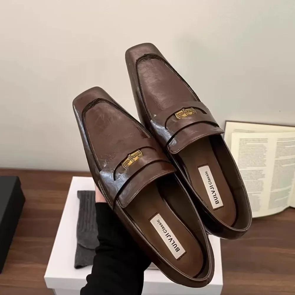 Винтажные туфли с маленьким квадратным носком из мягкой кожи удобные на низком каблуке женские универсальные 1 слипоны лефу британские кожаные туфли 39 коричневый 3980₽