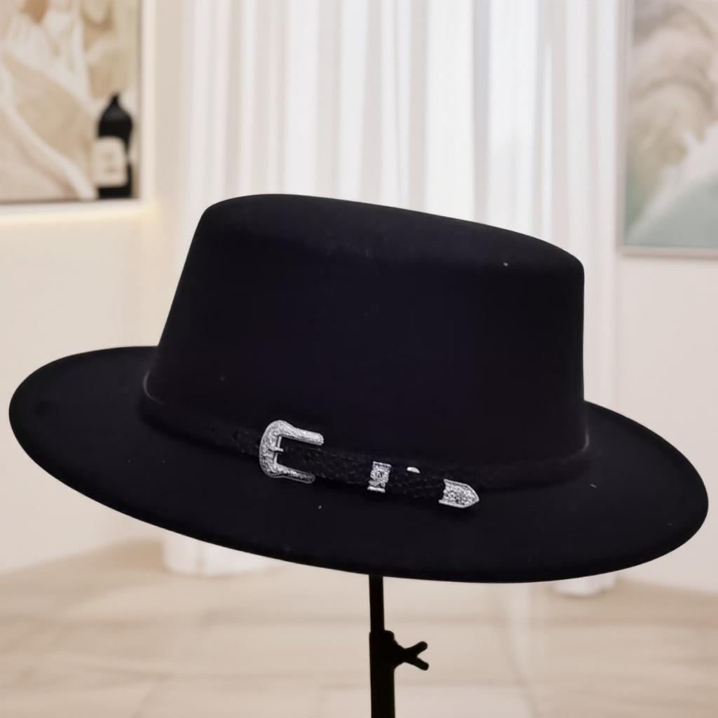 European and American woolen belt buckle flat top top top hat children autumn and winter British fashion street concave jazz hat men's self-operated