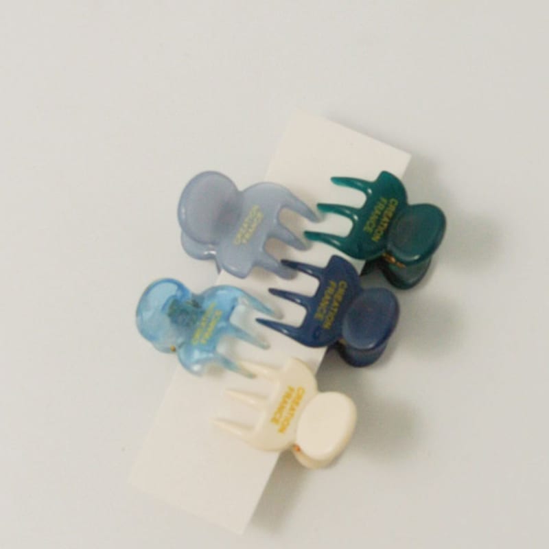 

objet213 Blue Mood Rabbit Clip 4. Marble Sky Blue