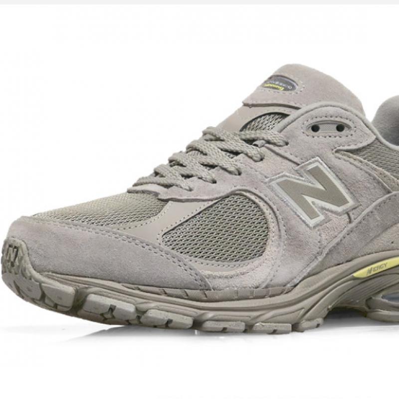 New Balance נעלי סניקרס יוניסקס דגם 2002 אפשרויות