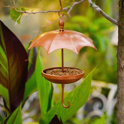 Regenschirmförmiger Vogelhäuschen Rustikaler Outdoor-Futterspender für Wildvögel mit Regenschutz Dekorative Hängeplattform Futterschale für Hof Balkon