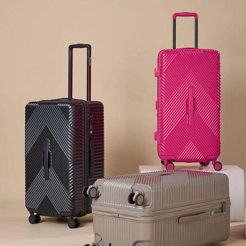 

Diplomat DS-1353 Hardside Luggage